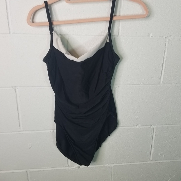 Miraclesuit black white shaping swimsuit - Picture 1 of 9